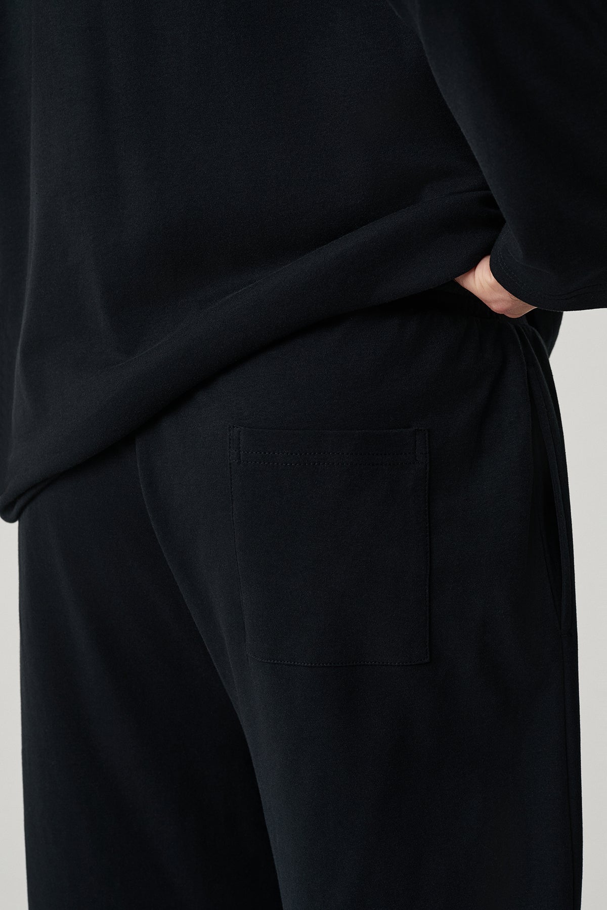 L’Instant Noir - Ensemble 2 Pcs - Élégance intemporelle et allure raffinée