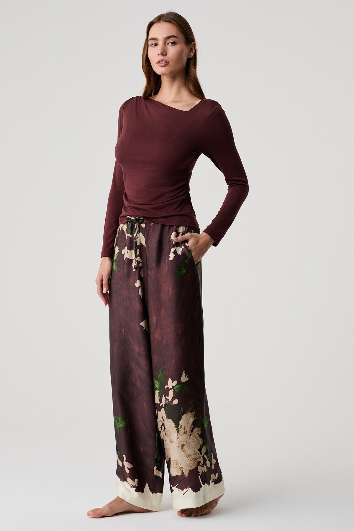 Le Jardin de Dahlia – Ensemble 2 Pcs – Élégance florale et sophistication naturelle