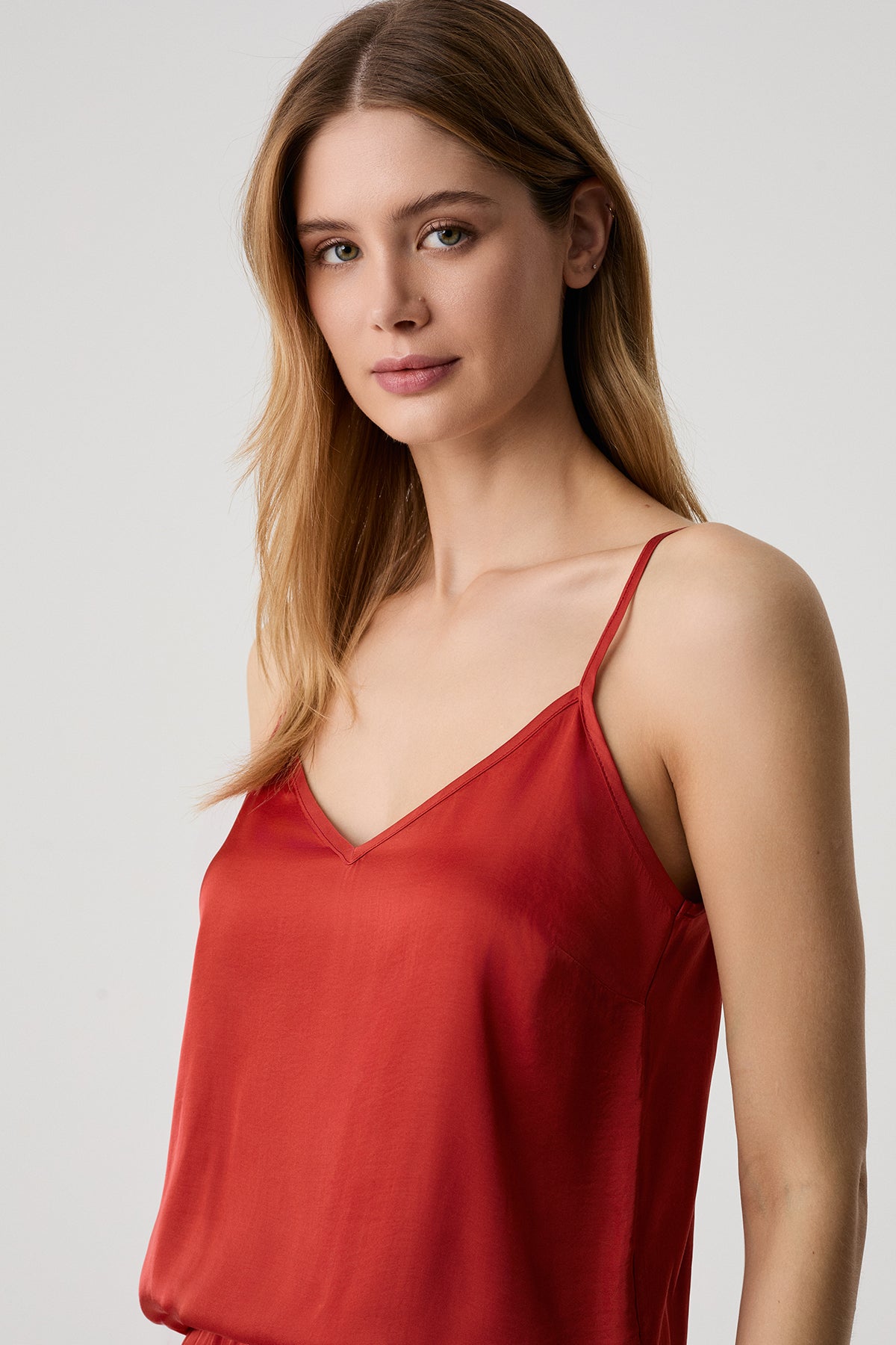 L’Orangerie de Grenat – Ensemble 3 Pcs – Élégance florale et sophistication précieuse