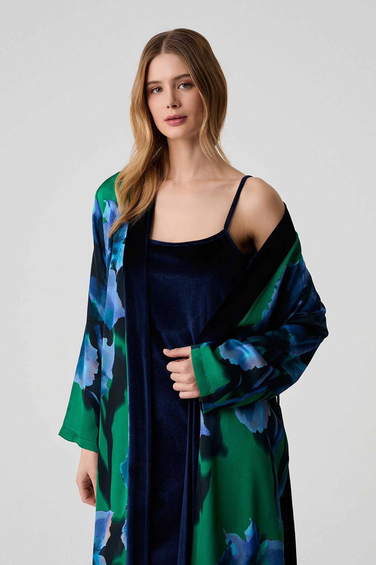Le Pavillon de Jade - Ensemble 2 Pcs - Sensualité florale et élégance précieuse