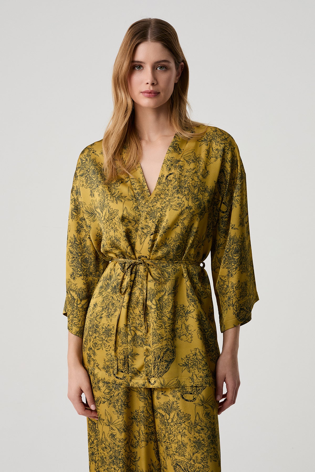 La Véranda de Miel - Ensemble 3 Pcs - Lumière dorée et féminité lumineuse