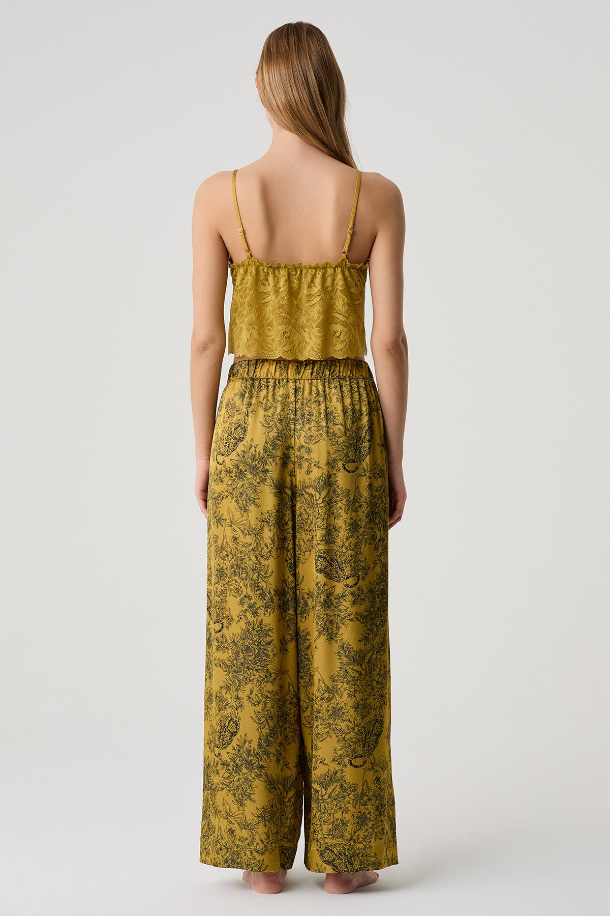 La Véranda de Miel - Ensemble 3 Pcs - Lumière dorée et féminité lumineuse