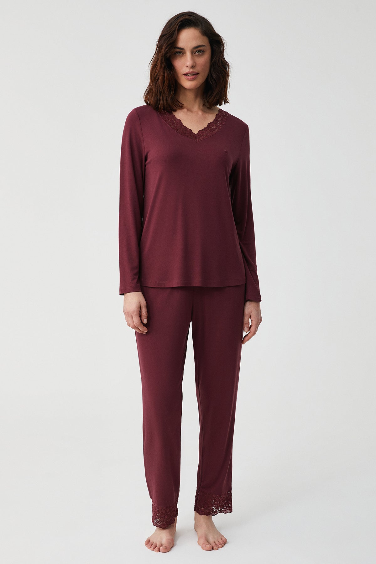 Pivoine d’Hiver - Pyjama 2 Pcs - Romance poétique et délicatesse sensuelle