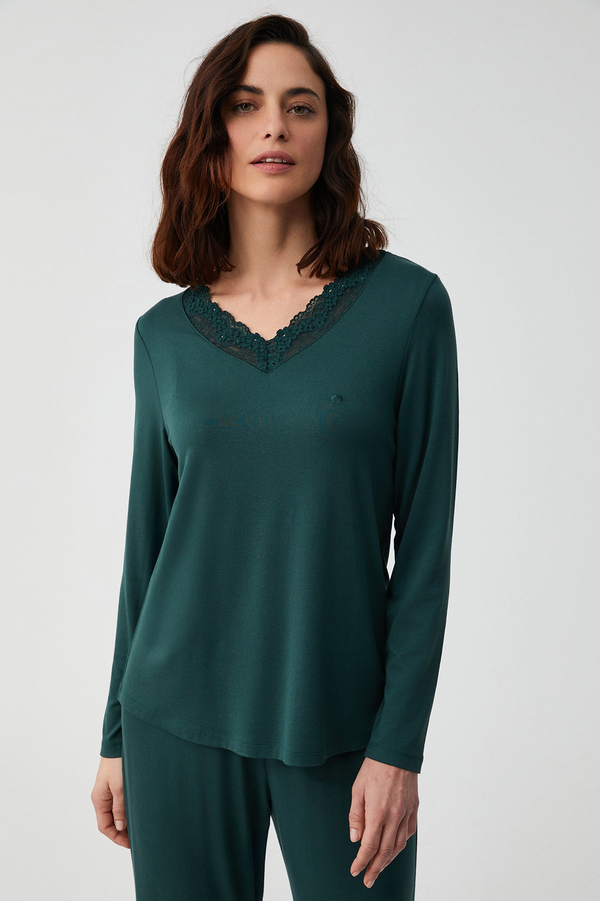 Jade de Magnolia - Pyjama 2 Pcs - Raffinement nocturne et confort ajusté