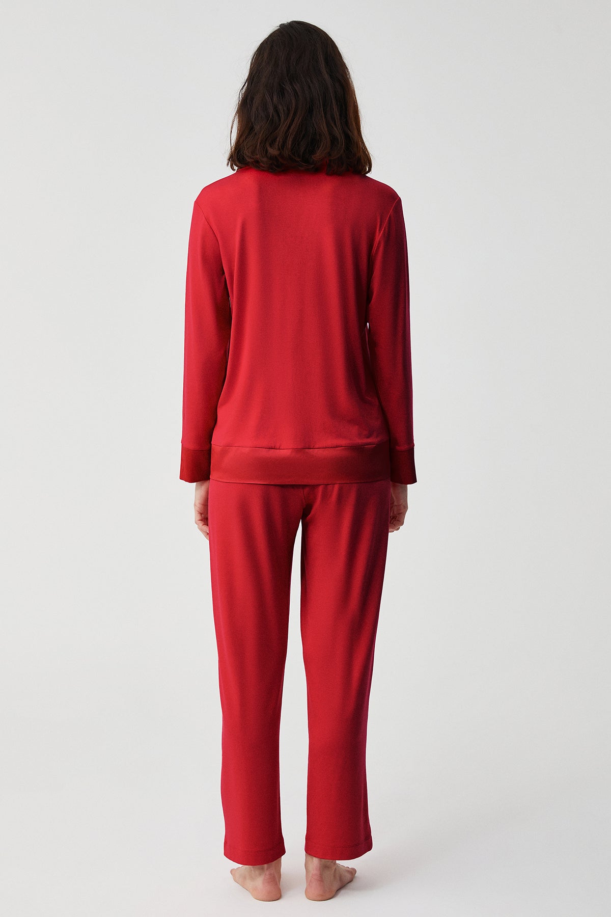 Rose Écarlate - Pyjama boutonné - Élégance flamboyante et confort soyeux