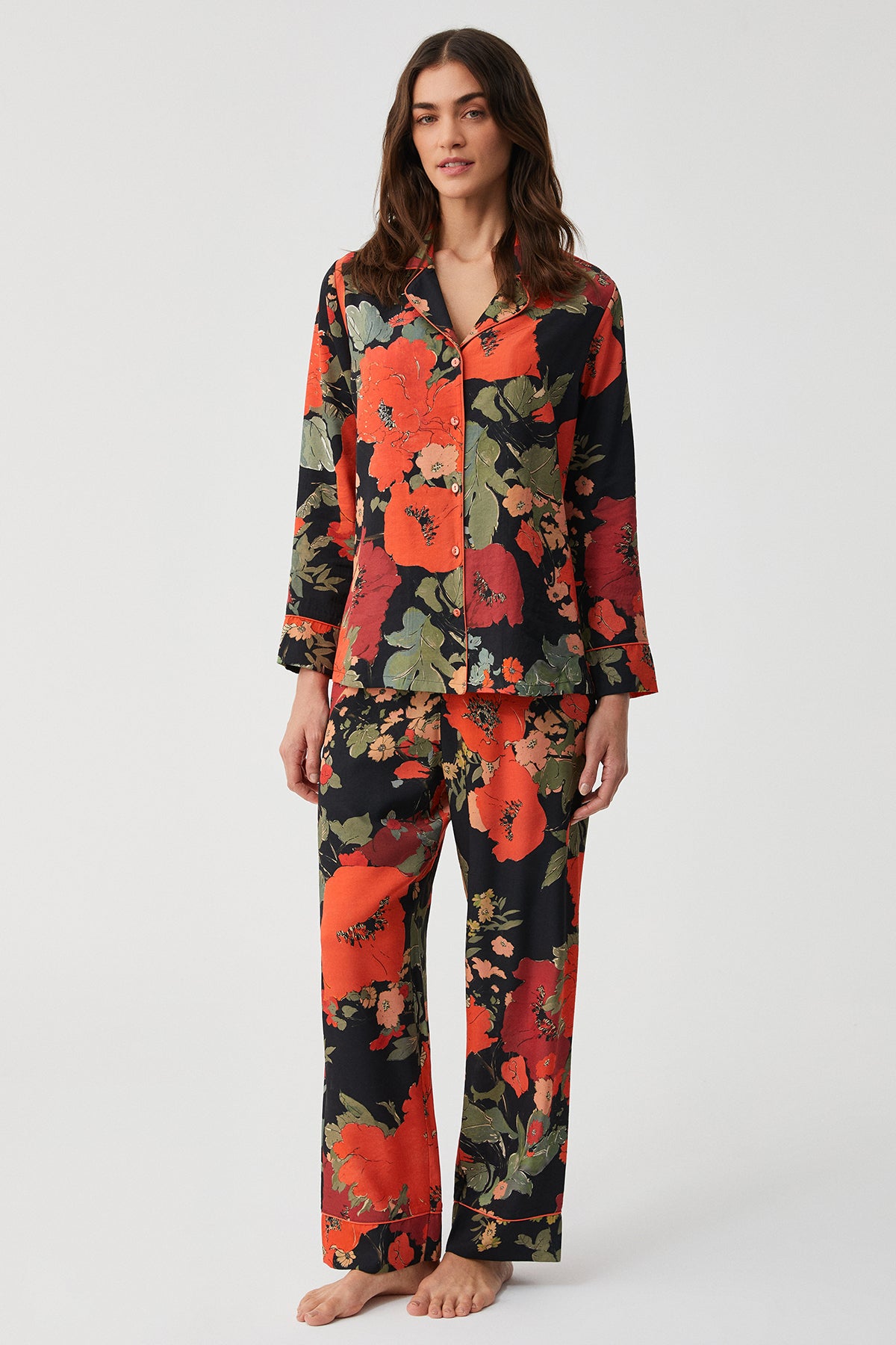 Flamme de Dahlia - Pyjama boutonné - Chic intemporel et éclat flamboyant