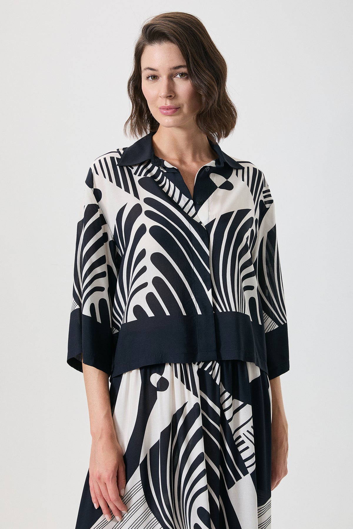 Lueur Nocturne Élancée – Ensemble 2 Pcs - Élégance sobre et fluidité majestueuse