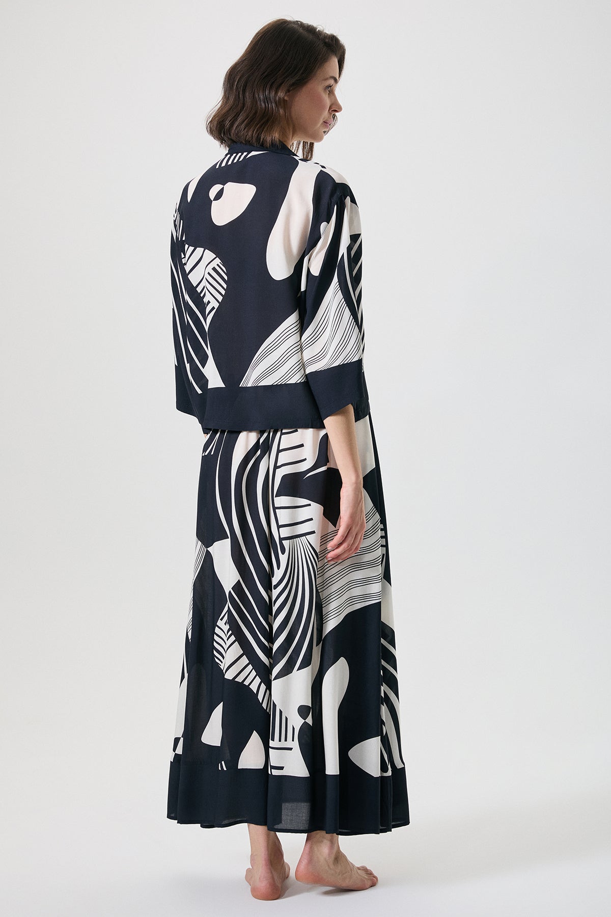 Lueur Nocturne Élancée – Ensemble 2 Pcs - Élégance sobre et fluidité majestueuse