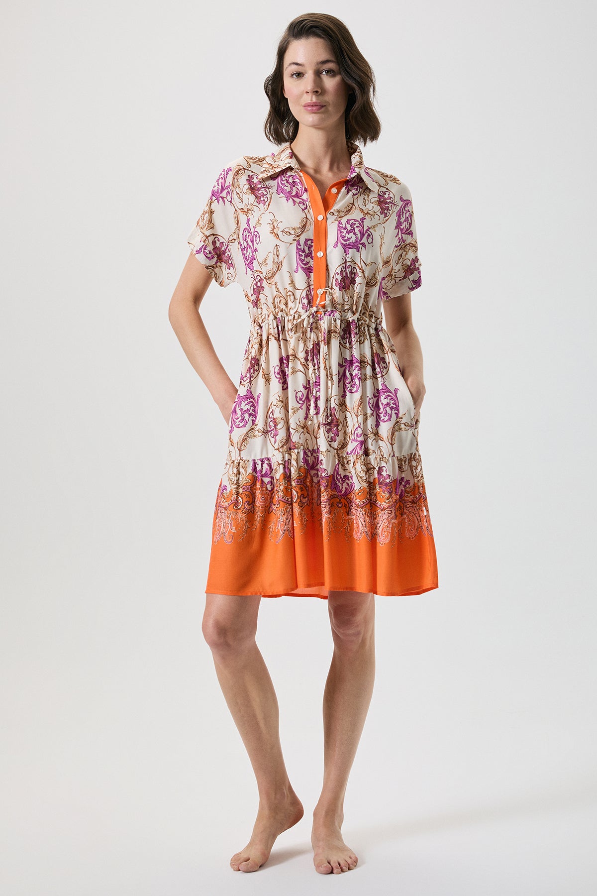 Douce Ambrée - Robe courte - Tendresse lumineuse et délicatesse sensuelle