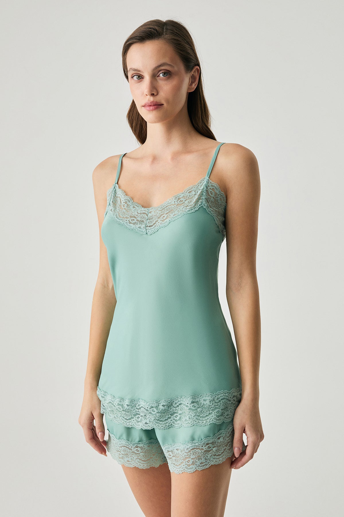 Brise Délicate - Ensemble 2 Pcs - Silhouette aérienne sensuelle et allure douce lumineuse