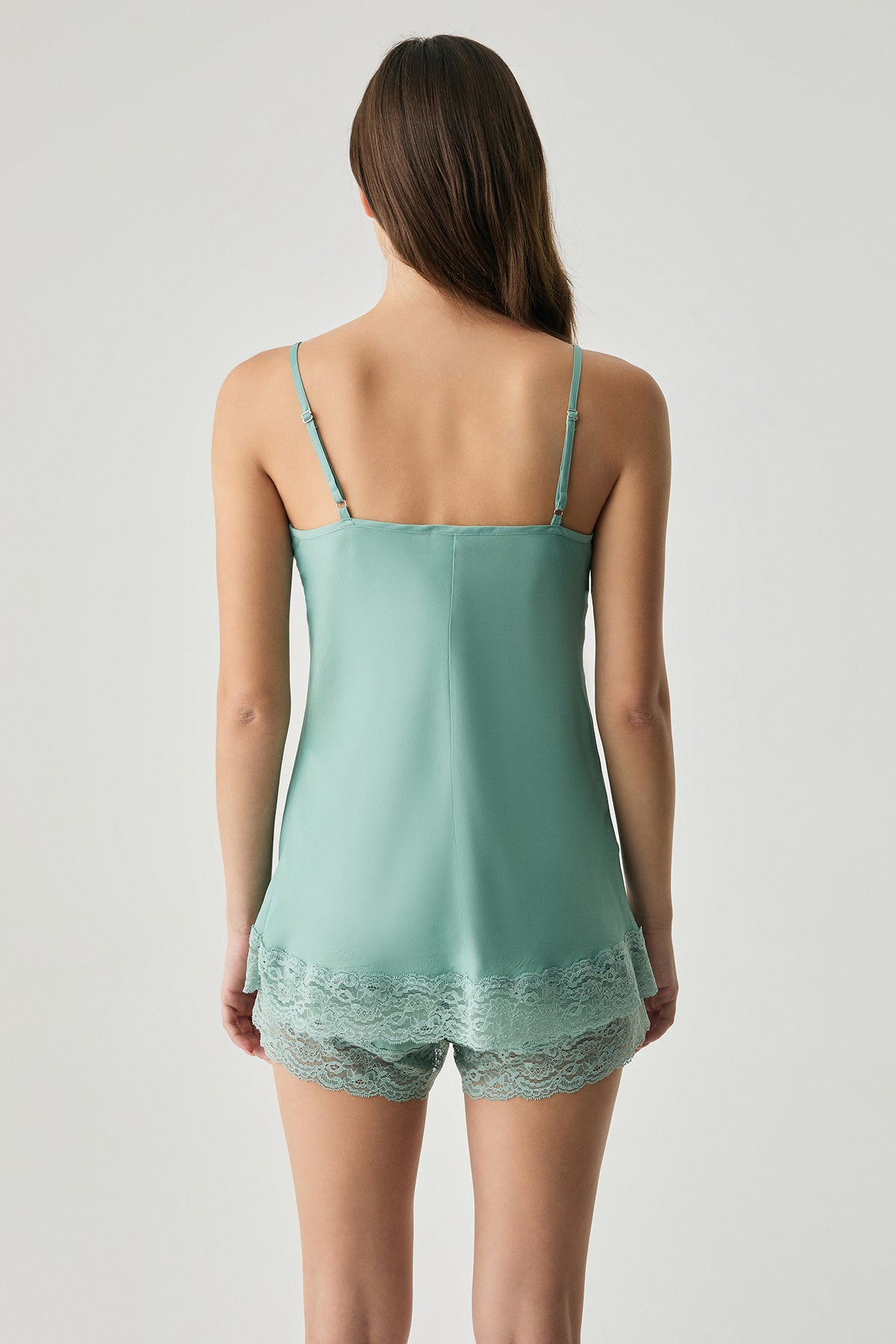 Brise Délicate - Ensemble 2 Pcs - Silhouette aérienne sensuelle et allure douce lumineuse