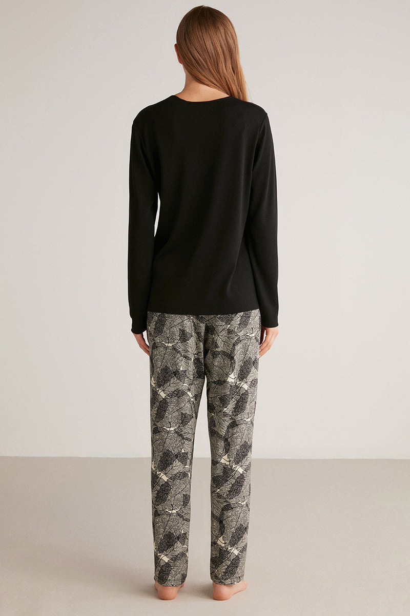 Pyjama à haut noir uni et pantalon à imprimé feuillage